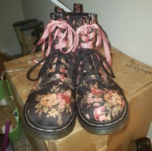 Dr. Martens 1460 Combat Boots